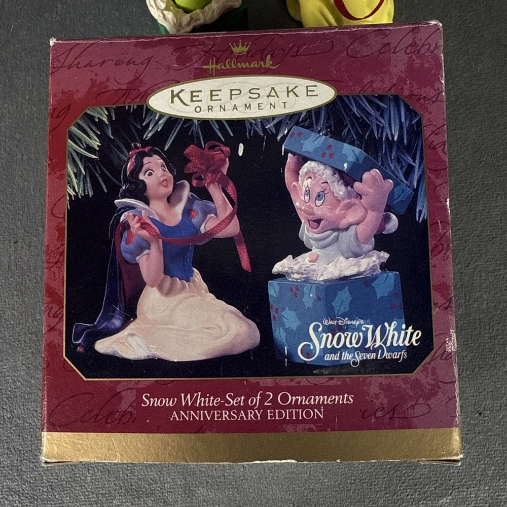 Hallmark Keepsake Disney Snow White Seven‎ Dwarfs Dopey  Anniversary Ornaments